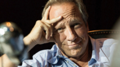 Mike Rowe lanza documental «Something to Stand For»: Un homenaje patriótico a la historia de EE.UU.