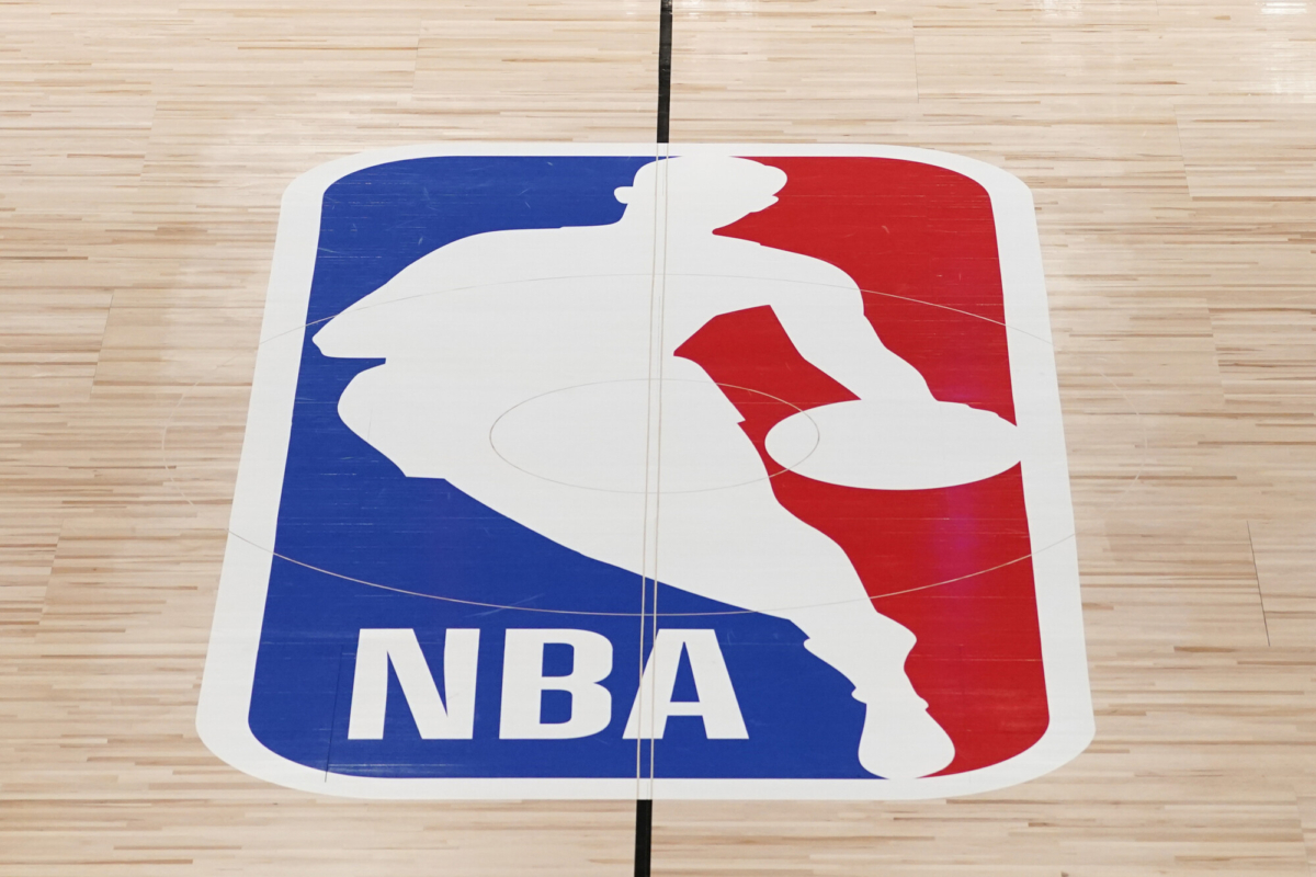 muere-jerry-west-inspiracion-del-logo-de-la-nba2.jpg