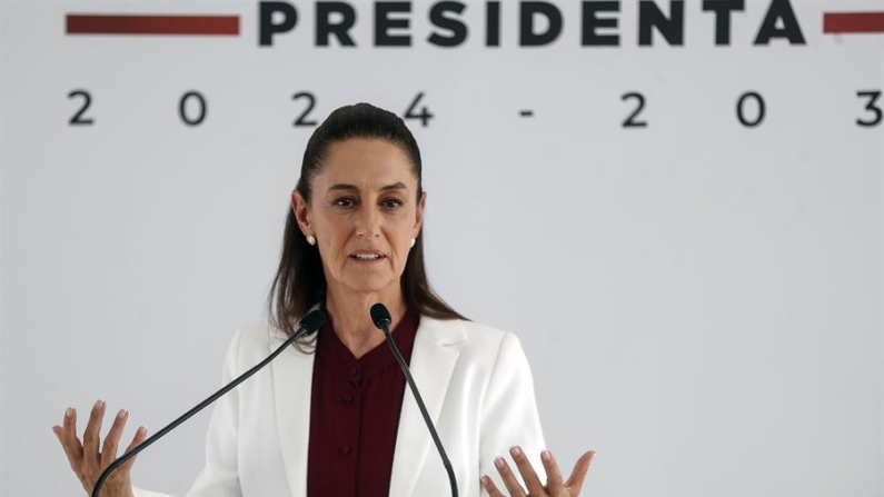 La presidenta electa de México, Claudia Sheinbaum Pardo, habla durante una conferencia de prensa el 17 de junio de 2024, en la Ciudad de México (México). EFE/Isaac Esquivel