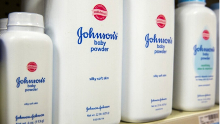 Demanda contra Johnson & Johnson por su talco busca compensación y seguimiento médico del cáncer