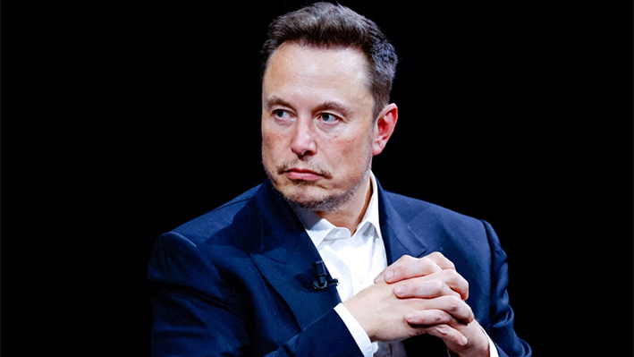 Elon Musk, director ejecutivo de SpaceX y Tesla y propietario de X, asiste a la conferencia Viva Technology dedicada a la innovación y las startups en el centro de exposiciones Porte de Versailles de París, Francia, el 16 de junio de 2023. (Gonzalo Fuentes/Reuters)