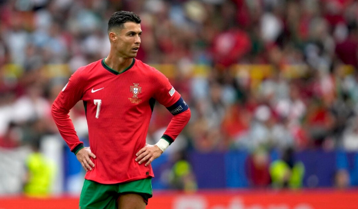 El portugués Cristiano Ronaldo reacciona durante un partido del Grupo F entre Turquía y Portugal en el torneo de fútbol Euro 2024 en Dortmund, Alemania, el 22 de junio de 2024. (Darko Vojinovic/AP Foto)