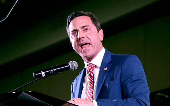 El alcalde de Riverton, Utah, Trent Staggs, se dirige a los delegados en la Convención del Partido Republicano de Utah, en Salt Lake City, el 27 de abril de 2024. (Hannah Schoenbaum/AP)