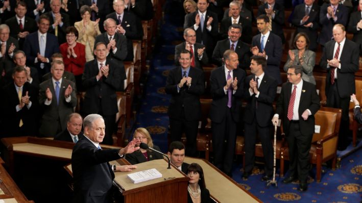 El primer ministro israelí, Benjamin Netanyahu, habla el 3 de marzo de 2015 ante una reunión conjunta del Congreso en el Capitolio en Washington. (AP Photo/J. Scott Applewhite, Archivo)