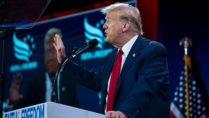 El expresidente Donald J. Trump habla en la Conferencia Camino a la Mayoría 2024 en Washington el 22 de junio de 2024. (Madalina Vasiliu/The Epoch Times)
