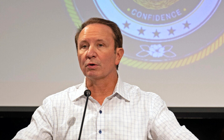 El gobernador de Luisiana, Jeff Landry, en Baton Rouge, Luisiana, el 18 de junio de 2024. (Hilary Scheinuk/The Advocate vía AP)