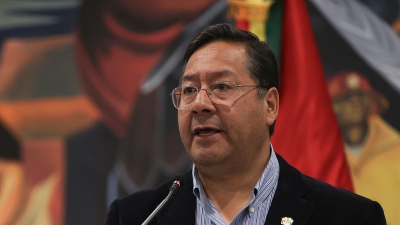 El presidente de Bolivia Luis Arce habla durante una conferencia de prensa tras el fallido golpe de estado, el 27 de junio de 2024, en La Paz (Bolivia). EFE/ Luis Gandarillas