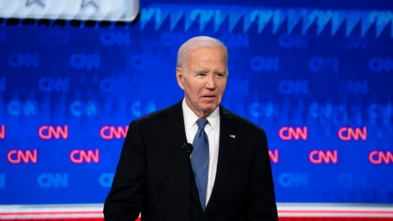 El presidente Joe Biden durante el debate presidencial con el expresidente Donald J. Trump en Atlanta el 27 de junio de 2024. (Madalina Vasiliu/The Epoch Times)