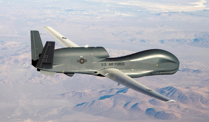 Un avión no tripulado (dron) RQ-4 Global Hawk. (Fuerza Aérea de EE. UU./Bobbi Zapka/Folleto/Archivos vía Reuters)