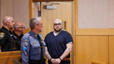 Hombre que mató a sus padres en Maine se declarará culpable para resolver su caso
