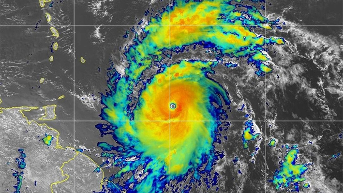 Una imagen de satélite de la Administración Nacional Oceánica y Atmosférica muestra el huracán Beryl el domingo 30 de junio de 2024. (NOAA)
