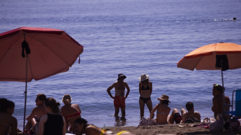 Playa de la Malagueta, en Málaga. Archivo EFE/Jorge Zapata