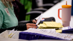 ACLU presenta queja por política de voto por correo de condado de Pensilvania