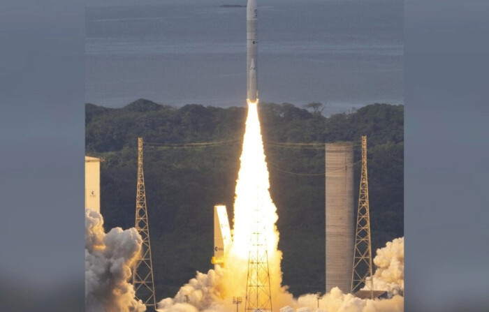 El cohete europeo Ariane 6 despega en Kourou, Guayana Francesa, el 9 de julio de 2024. (Agencia Espacial Europea (ESA)/Handout via Reuters)
