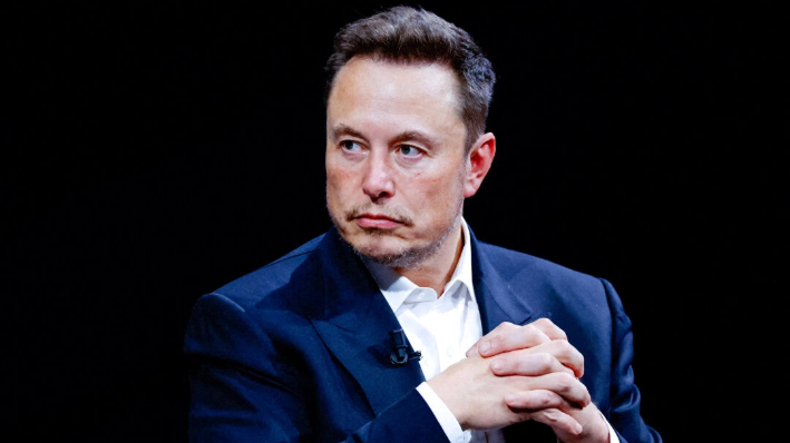 Elon Musk, consejero delegado de SpaceX y Tesla y propietario de X, asiste a la conferencia Viva Technology, en París, Francia, el 16 de junio de 2023. (Gonzalo Fuentes/Reuters)