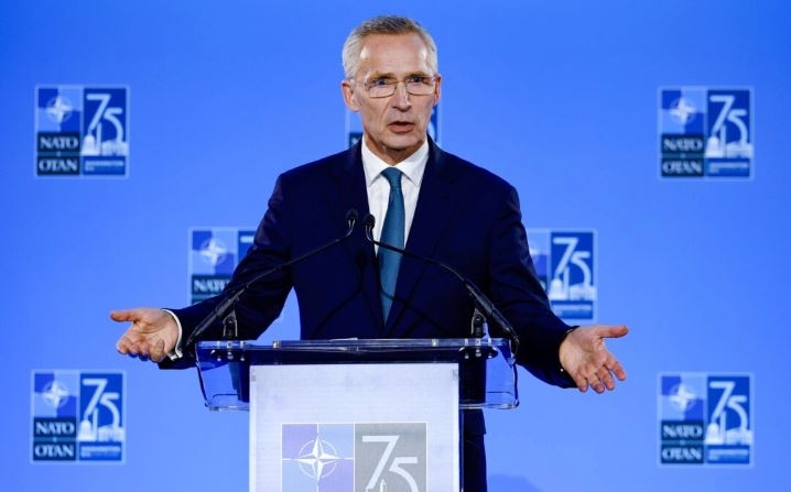 El secretario de la OTAN, Jens Stoltenberg, ofrece una rueda de prensa en la Cumbre de la OTAN de 2024 en Washington el 10 de julio de 2024. (Kevin Dietsch/Getty Images)