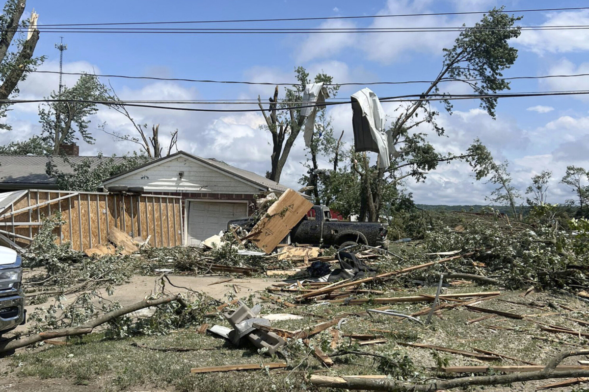 muere-segunda-persona-en-vermont-por-inundaciones-tras-beryl1.jpg