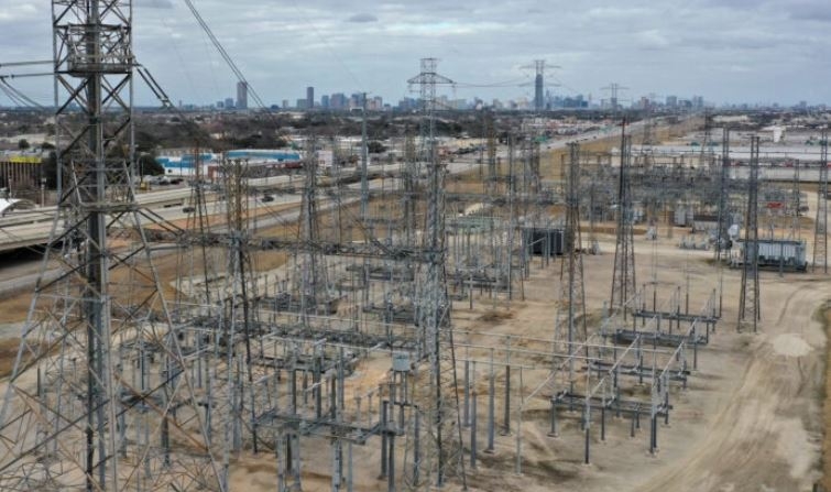 Vista aérea de una subestación eléctrica en Houston, Texas, el 21 de febrero de 2021. (Justin Sullivan/Getty Images)