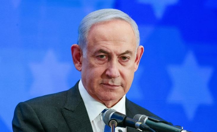 El primer ministro israelí, Benjamin Netanyahu, se dirige a la Conferencia de Presidentes de las Principales Organizaciones Judías Estadounidenses, en medio del actual conflicto entre Israel y el grupo terrorista Hamás, en Jerusalén, el 18 de febrero de 2024. (Ronen Zvulun/Reuters)