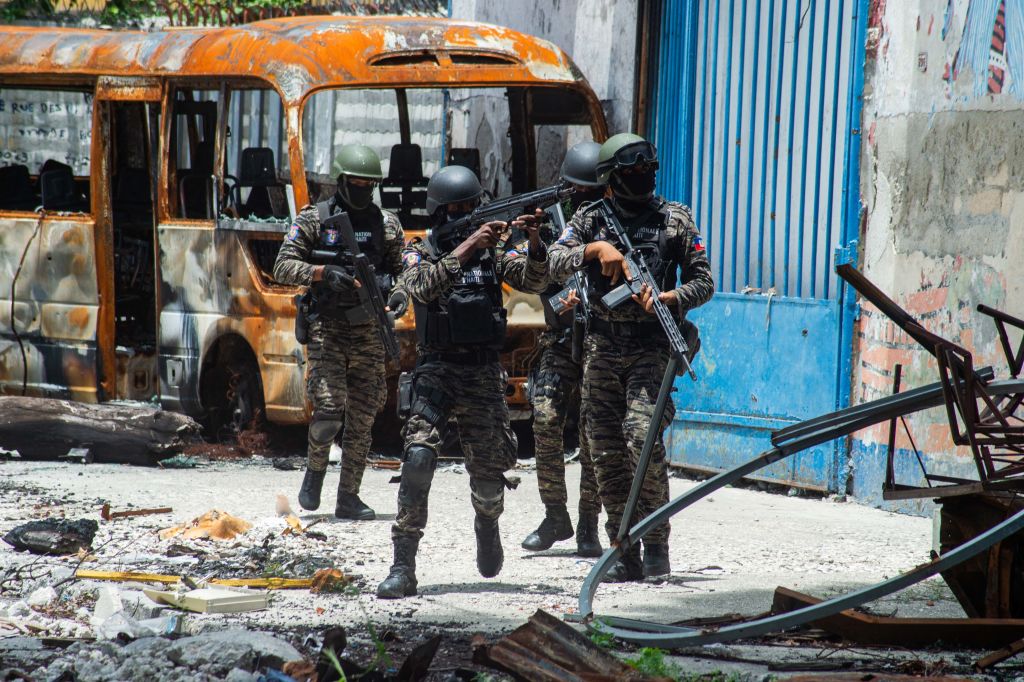 Consejo de Seguridad renueva por un año la misión policial internacional para Haití