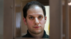 Reanudan juicio de periodista estadounidense Evan Gershkovich acusado de espionaje en Rusia