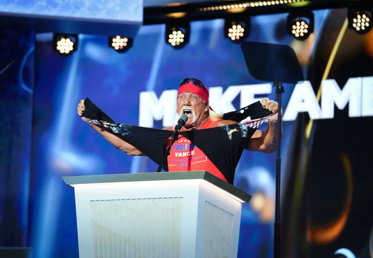 Hulk Hogan habla el último día del RNC en Milwaukee, Wisconsin, el 18 de julio de 2024. (Madalina Vasiliu/The Epoch Times)