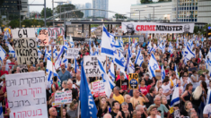 Miles protestan en Tel Aviv para exigir a Netanyahu un acuerdo en Gaza