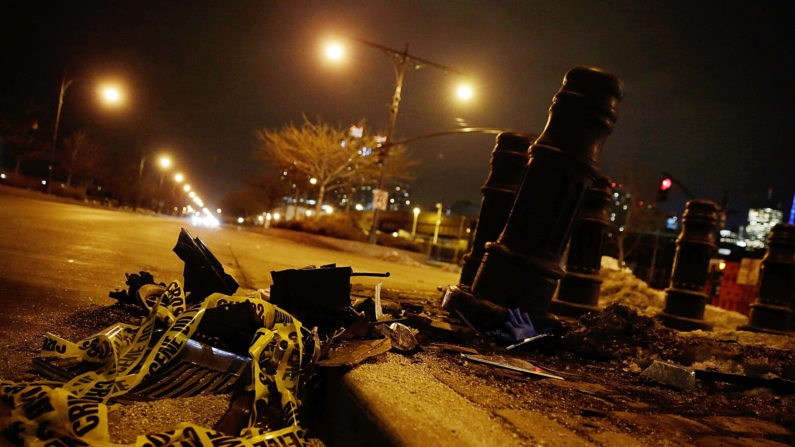 Imagen de archivo: La escena de un accidente automovilístico en el lado oeste de Manhattan en la ciudad de Nueva York. (John Lamparski/Getty Images)