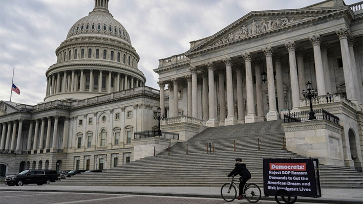 Los edificios del Capitolio y el Senado de Estados Unidos en Washington el 6 de diciembre de 2023. (Leigh Vogel/Getty Images para Resist Trumpism)