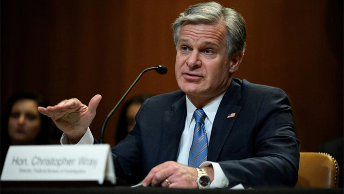 El director del FBI, Christopher Wray, testifica en el Capitolio en Washington, el 4 de junio de 2024. (Drew Angerer/AFP vía Getty Images)
