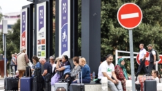 Evacuan aeropuerto franco-suizo por alerta de bomba