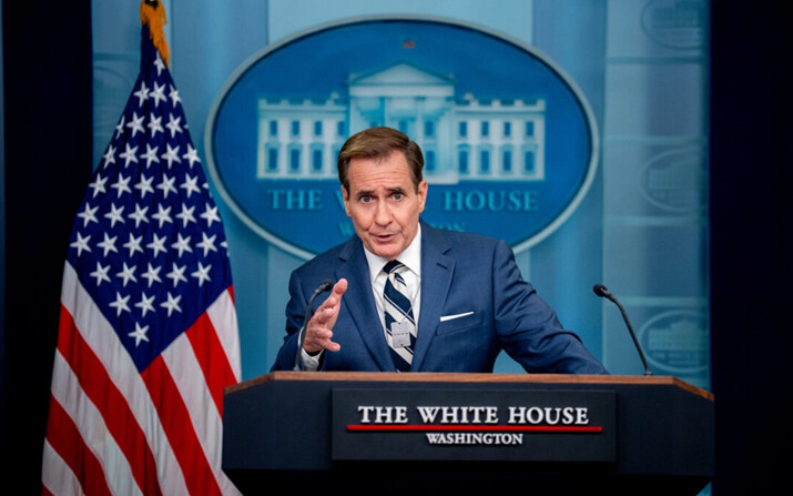 John Kirby, asesor de comunicaciones de seguridad nacional de la Casa Blanca, habla durante una conferencia de prensa en la Casa Blanca, el 25 de julio de 2024. (Andrew Harnik/Getty Images)