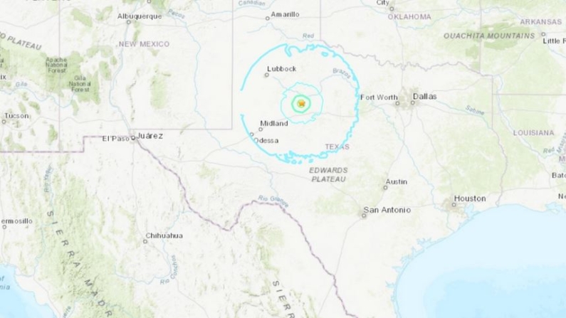 Un mapa muestra la ubicación de un terremoto de magnitud 5.1 que se produjo cerca de la ciudad de Hermleigh, en el centro de Texas, a las 5:28 a.m. hora local del viernes 24 de julio de 2024. (USGS/Captura de pantalla vía The Epoch Times)