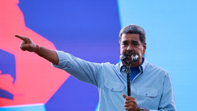 El líder de Venezuela, Nicolás Maduro, habla durante el acto de cierre de campaña electoral el 25 de julio de 2024 en Caracas, Venezuela. (Jesus Vargas/Getty Images)