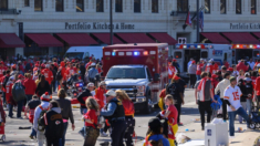 Condenan a joven de 15 años por su papel en protesta de los Kansas City Chiefs durante el Super Bowl