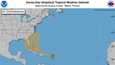 Tormenta que se acerca a la costa de Florida podría convertirse en depresión tropical