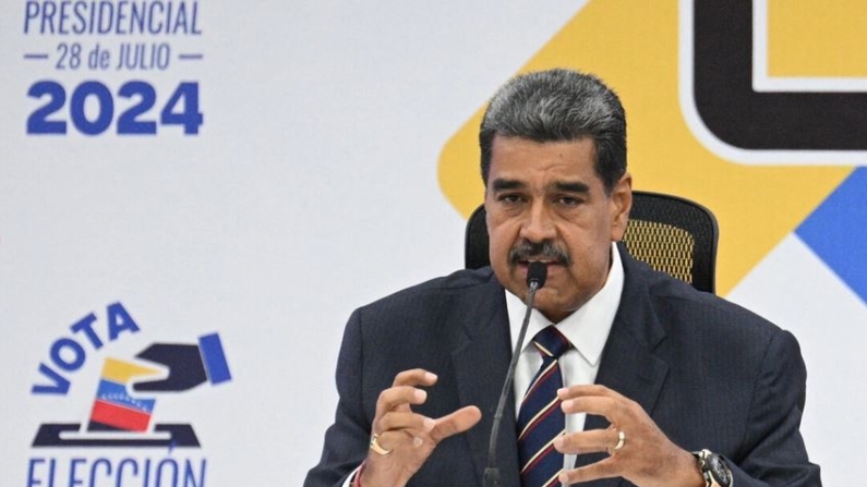 El presidente de Venezuela, Nicolás Maduro, habla durante su proclamación en la sede del CNE en Caracas el 29 de julio de 2024. (Fedrico Parra/AFP vía Getty Images)