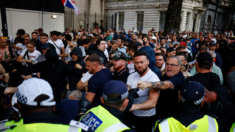 Continúan las protestas masivas en Reino Unido tras el ataque en Southport