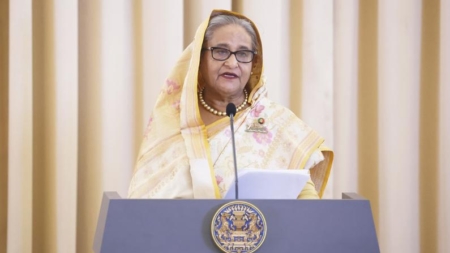 Primera ministra de Bangladés, Sheikh Hasina, aterriza en la India tras su dimisión