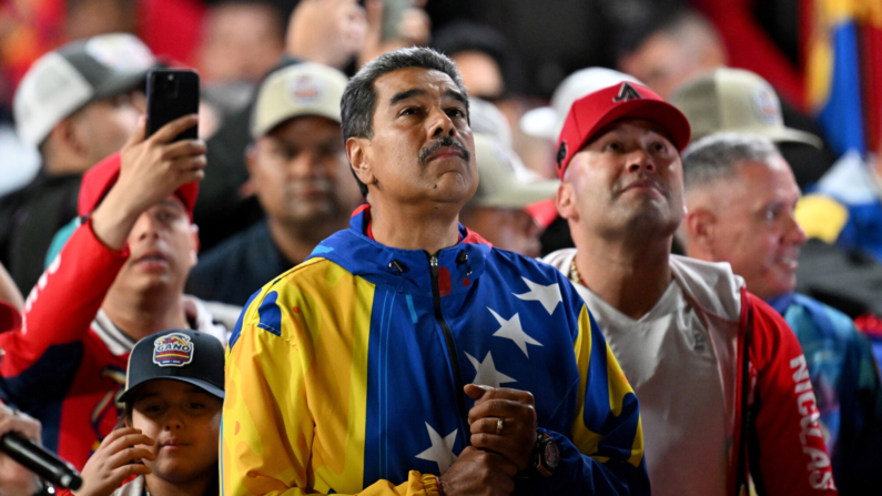 El presidente de Venezuela y candidato presidencial, Nicolás Maduro, reacciona tras los resultados de las elecciones presidenciales en Caracas el 29 de julio de 2024. (JUAN BARRETO/AFP via Getty Images)