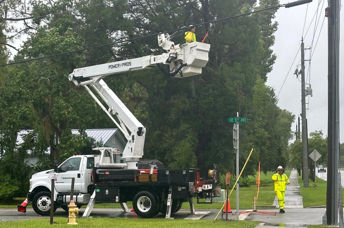 Cuatro-muertos-y-300-mil-sin-electricidad-en-florida-deja-debby2.jpg