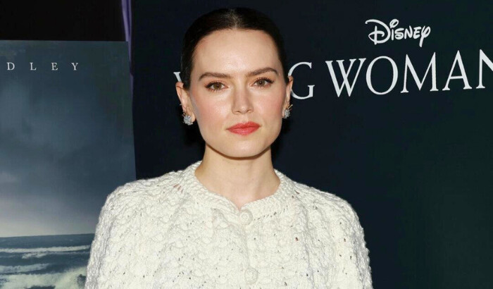 Daisy Ridley asiste a la proyección de Disney de "Young Woman and The Sea" en la ciudad de Nueva York el 20 de mayo de 2024. (Arturo Holmes/Getty Images)