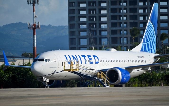 Un avión Boeing 737 MAX 9 de United Airlines, el 7 de enero de 2024. (REUTERS/Miguel J. Rodríguez Carrillo)