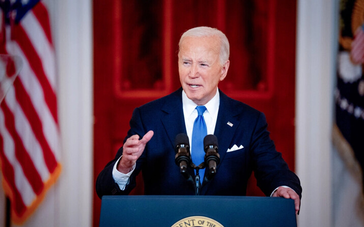 El presidente de Estados Unidos, Joe Biden, habla con los medios en Washington, el 1 de julio de 2024. (Andrew Harnik/Getty Images)