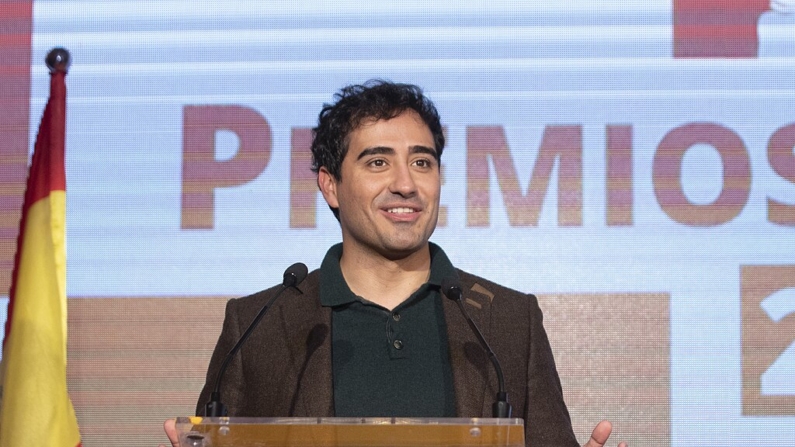 Alvise Pérez en los Premios HazteOír en octubre de 2021. Foto: Hazte Oír a través de Wikimedia Commons. 