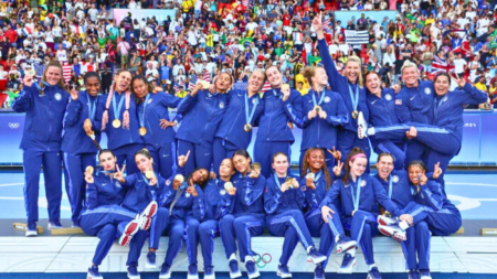 La selección femenina de fútbol de EEUU pone la mira en el Mundial tras el oro olímpico