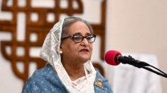 Hasina rompe su silencio tras huir de Bangladés y pide investigar a causantes de violencia