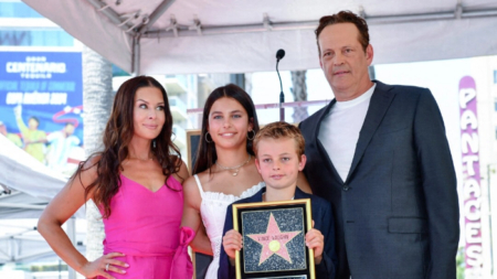 Vince Vaughn elogia a su mujer y a sus hijos durante ceremonia en el Paseo de la Fama de Hollywood