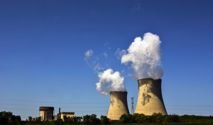 La estación de generación nuclear Exelon Byron ubicada en Byron, Illinois, el 12 de mayo de 2007. (Jeff Haynes/AFP vía Getty Images)