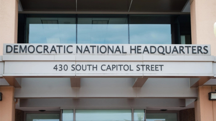 La sede del Comité Nacional Demócrata (DNC) en Washington, el 22 de agosto de 2018. (Saul Loeb/AFP vía Getty Images)
